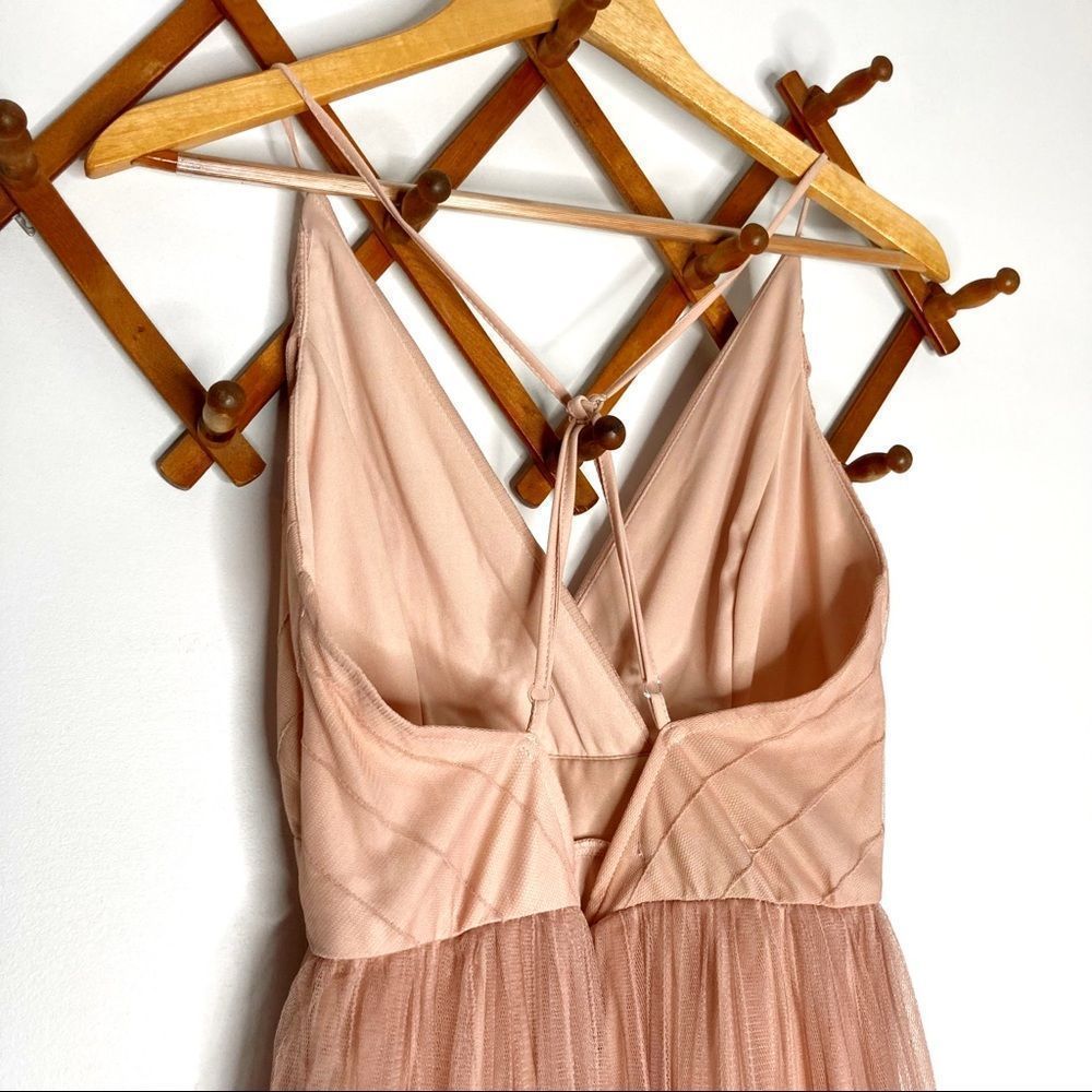 🆕SIMPLEE Surplice Split Thigh Mesh Midi Dress w/ Criss Cross Open Back in Blush - Picture 9 of 16